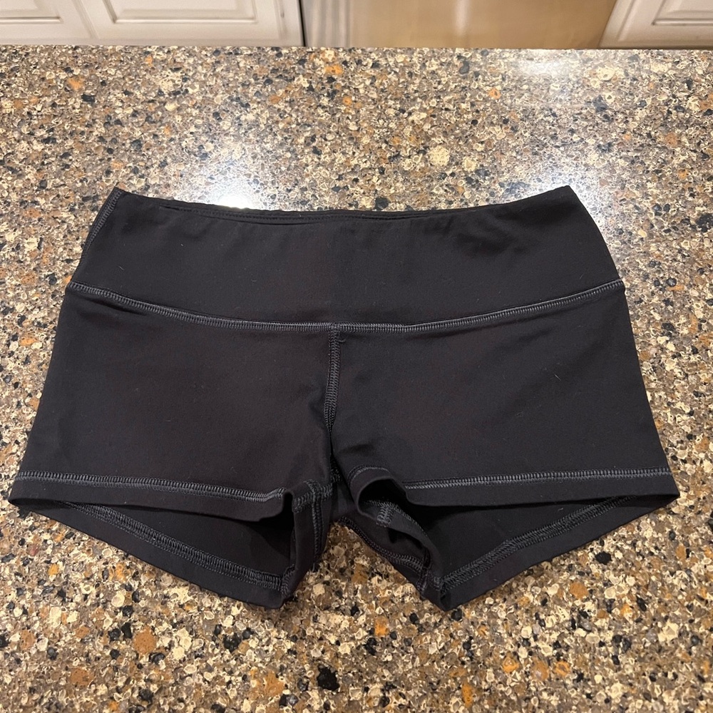 Fleo shorts. Size XS.